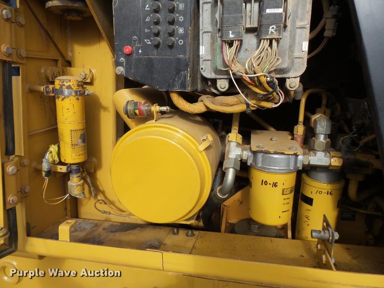 image for item L3591 1996 Caterpillar 953C track loader