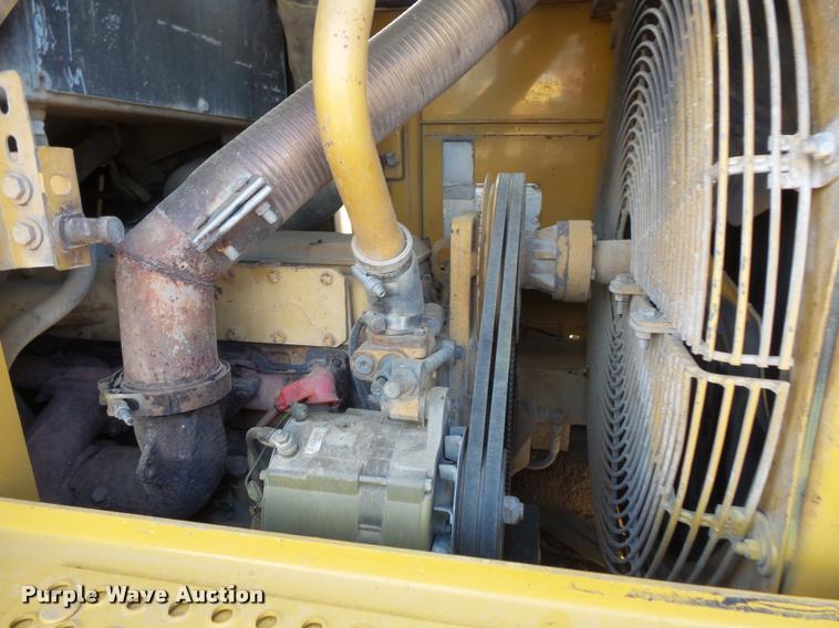 image for item L3591 1996 Caterpillar 953C track loader