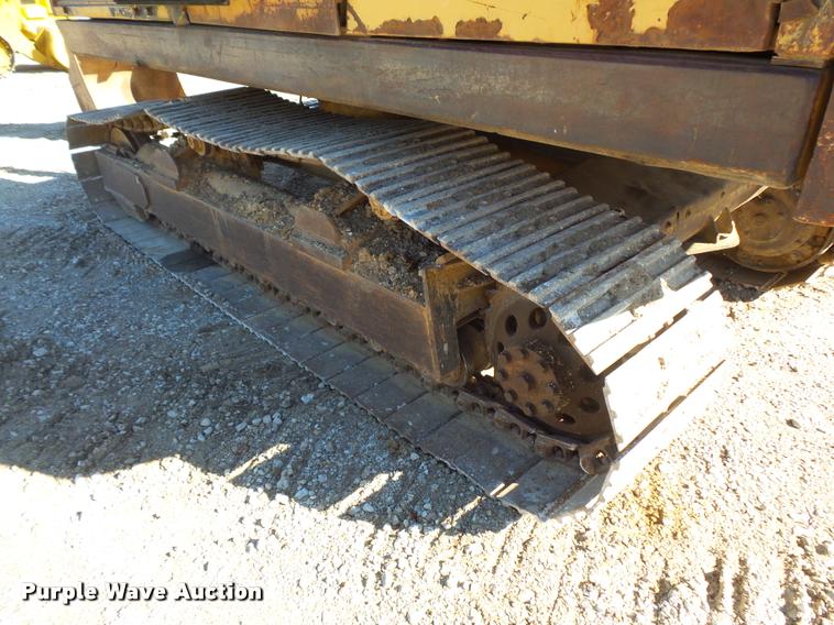 image for item L3592 Caterpillar 215B excavator