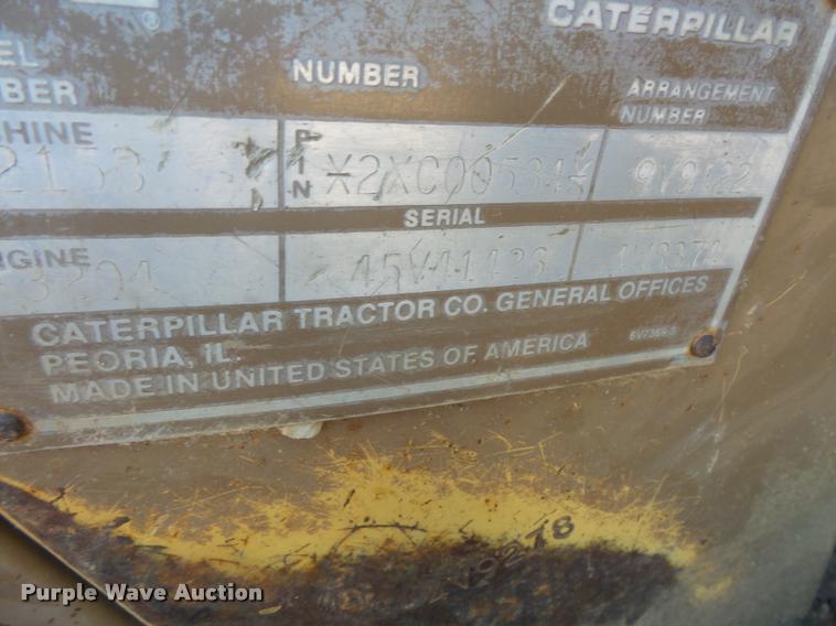 image for item L3592 Caterpillar 215B excavator