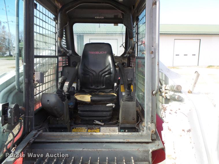 image for item L3593 2001 Takeuchi TL150 skid steer