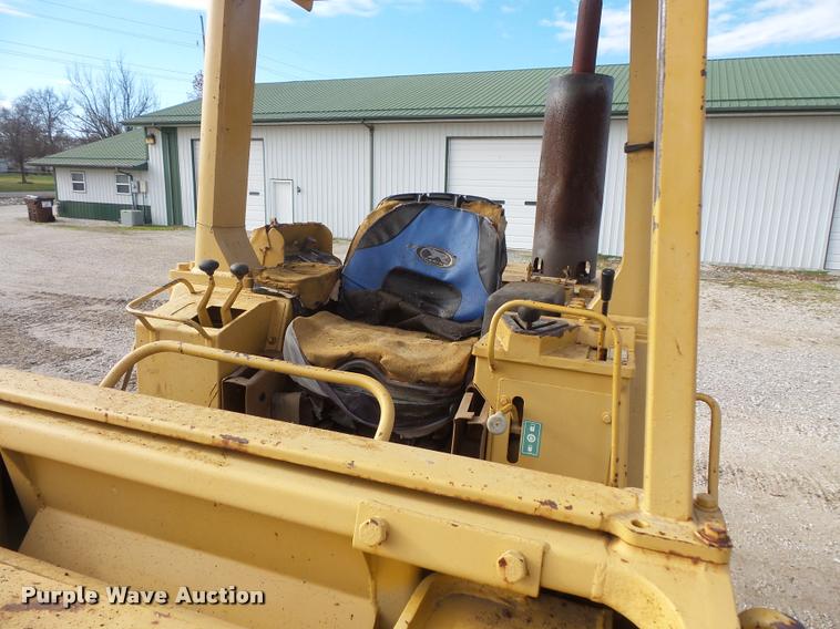 image for item L3594 1987 Caterpillar 963 track loader
