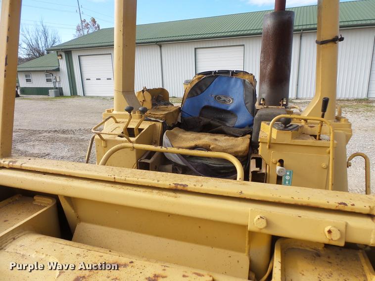 image for item L3594 1987 Caterpillar 963 track loader