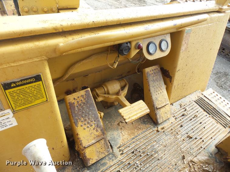 image for item L3594 1987 Caterpillar 963 track loader