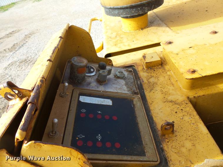 image for item L3594 1987 Caterpillar 963 track loader