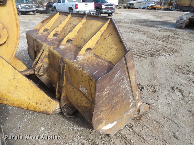 image for item L3595 1996 Caterpillar 953C track loader