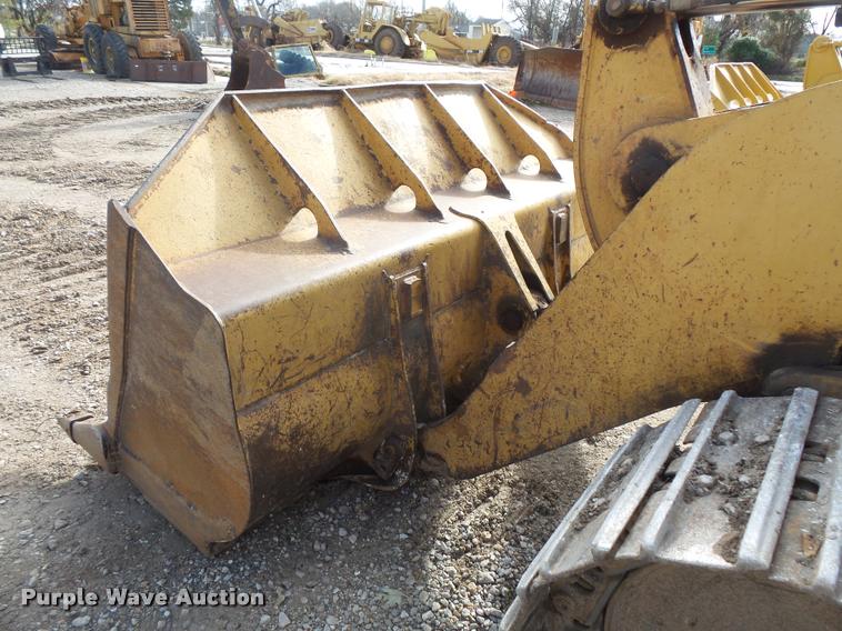 image for item L3595 1996 Caterpillar 953C track loader