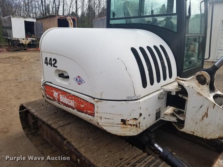 image for item L3602 2008 Bobcat 442 compact excavator