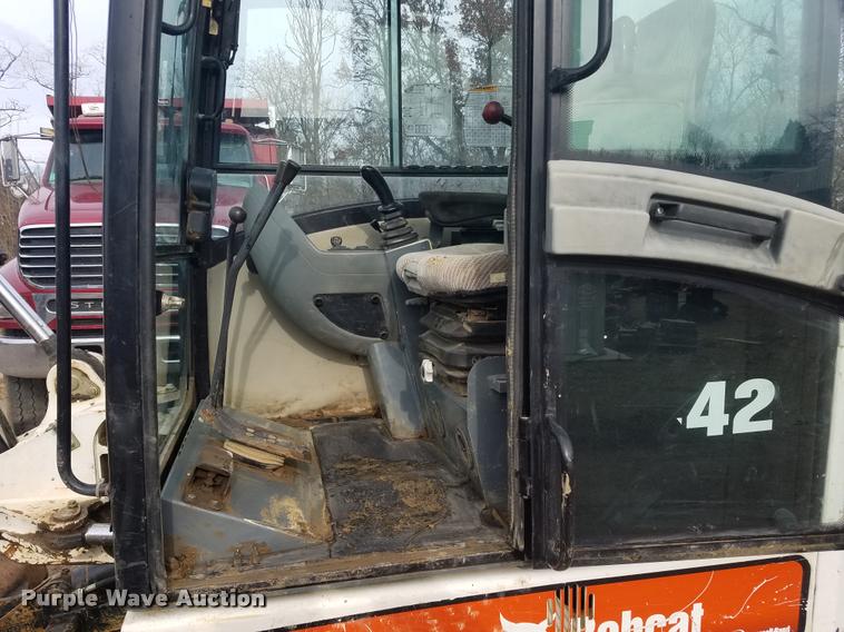 image for item L3602 2008 Bobcat 442 compact excavator