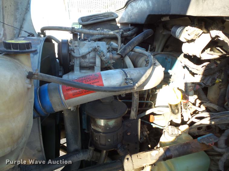 image for item L3607 2003 International DuraStar 4300 hooklift / roll off truck