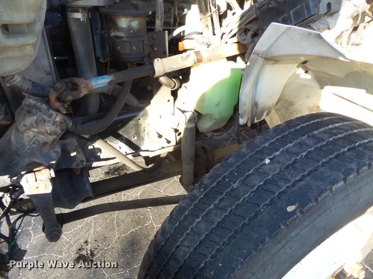 image for item L3607 2003 International DuraStar 4300 hooklift / roll off truck