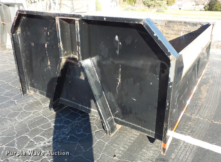 image for item L3607 2003 International DuraStar 4300 hooklift / roll off truck