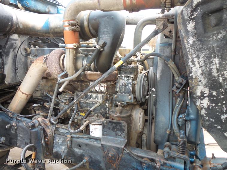 image for item L3608 1987 Mack R686ST dump truck