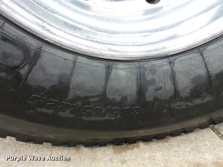 image for item L3608 1987 Mack R686ST dump truck