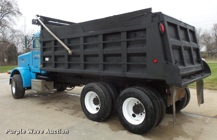 image for item L3609 1991 Peterbilt 378 dump truck