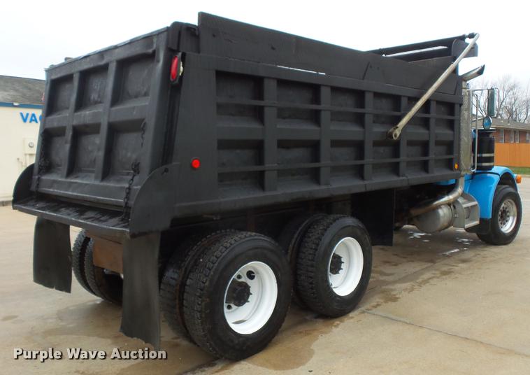image for item L3609 1991 Peterbilt 378 dump truck