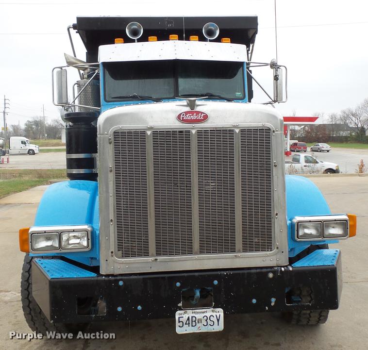 image for item L3609 1991 Peterbilt 378 dump truck