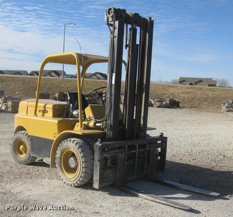 Hyster Challenger 80 forklift in Wichita, KS Item L3919 sold Purple