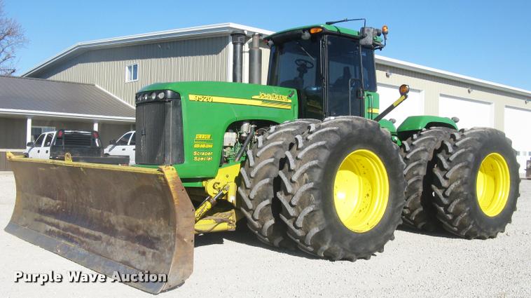 image for item L3920 2006 John Deere 9520 Scraper Special 4WD tractor