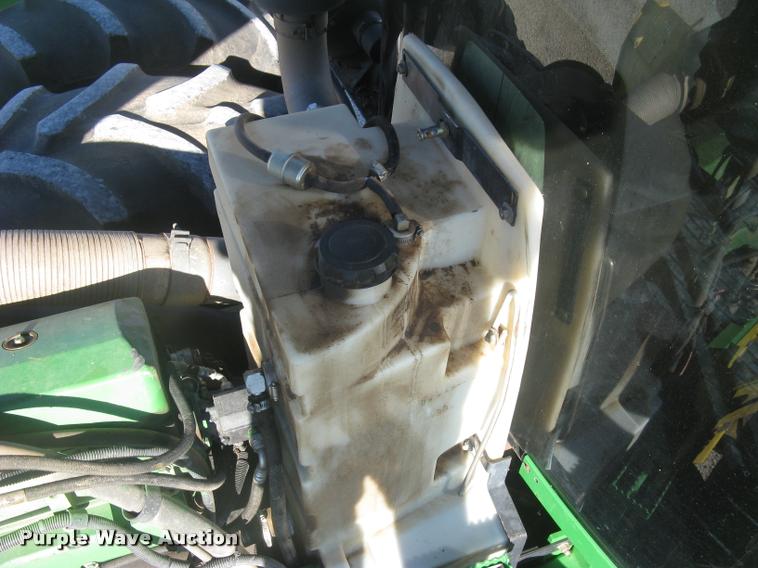 image for item L3920 2006 John Deere 9520 Scraper Special 4WD tractor