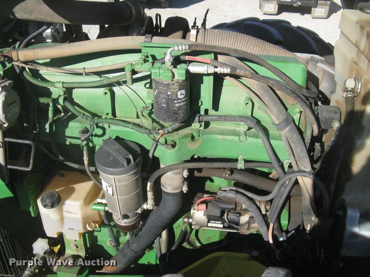 image for item L3920 2006 John Deere 9520 Scraper Special 4WD tractor