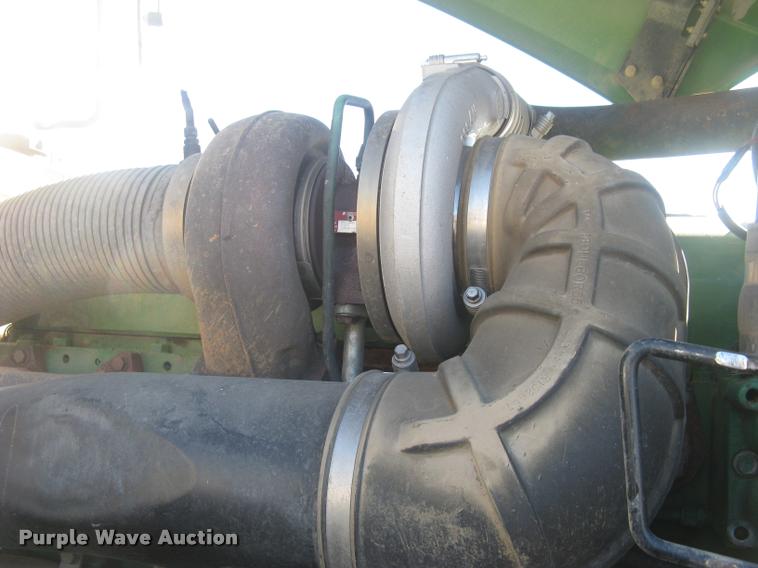 image for item L3920 2006 John Deere 9520 Scraper Special 4WD tractor