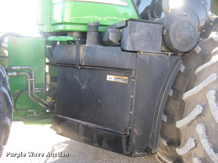 image for item L3920 2006 John Deere 9520 Scraper Special 4WD tractor