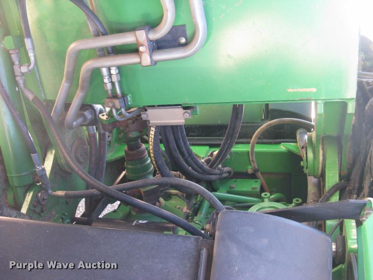 image for item L3920 2006 John Deere 9520 Scraper Special 4WD tractor