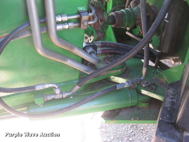 image for item L3920 2006 John Deere 9520 Scraper Special 4WD tractor