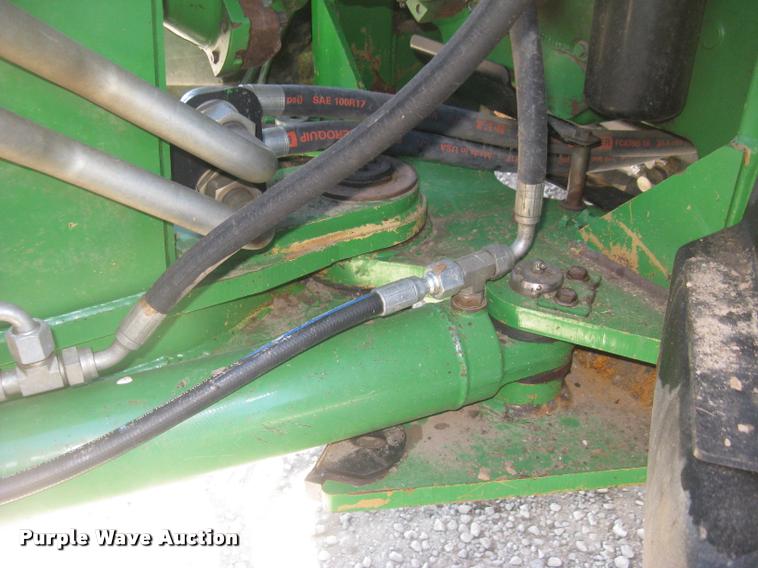 image for item L3920 2006 John Deere 9520 Scraper Special 4WD tractor