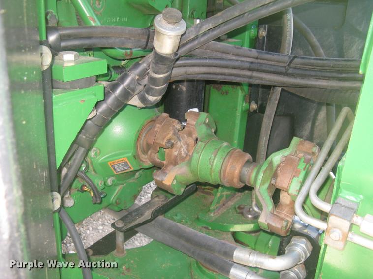 image for item L3920 2006 John Deere 9520 Scraper Special 4WD tractor