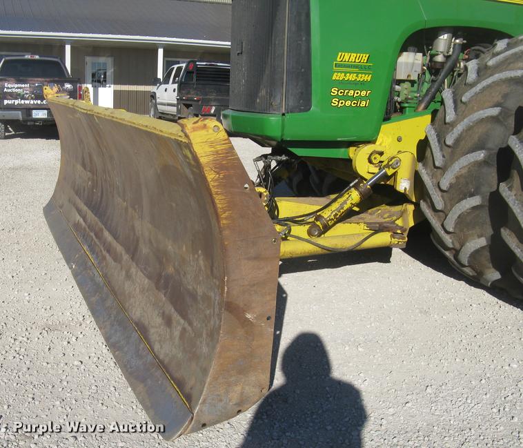 image for item L3920 2006 John Deere 9520 Scraper Special 4WD tractor