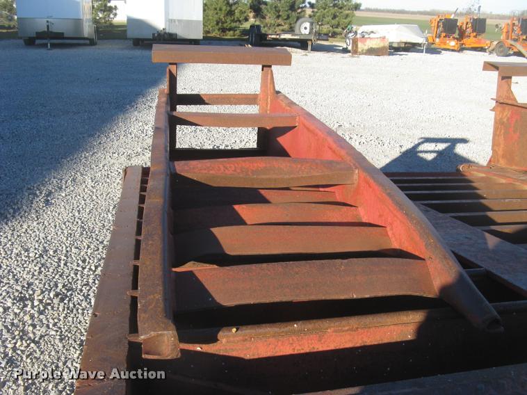 image for item L3921 2001 Central equipment trailer