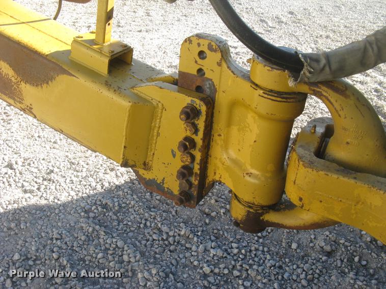 image for item L3923 IMC 16E-288 scraper