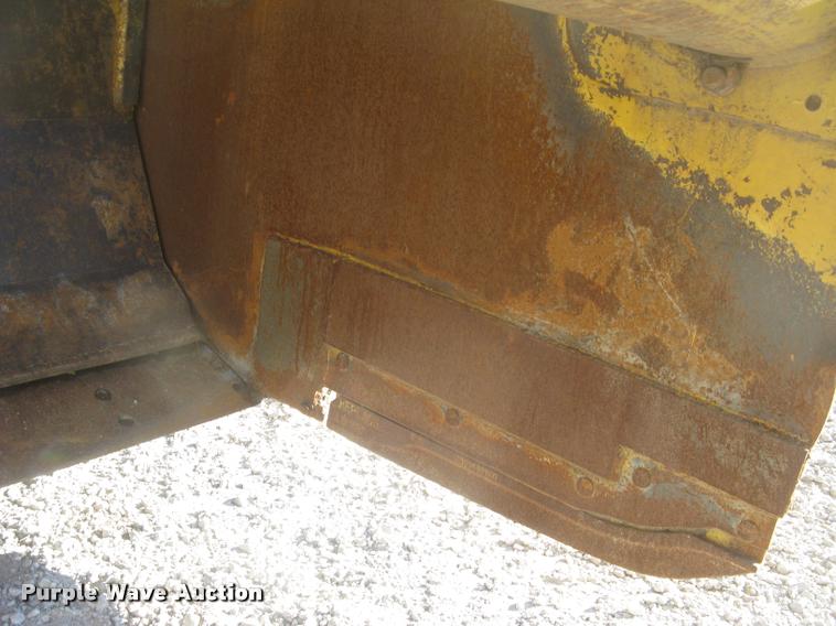 image for item L3923 IMC 16E-288 scraper