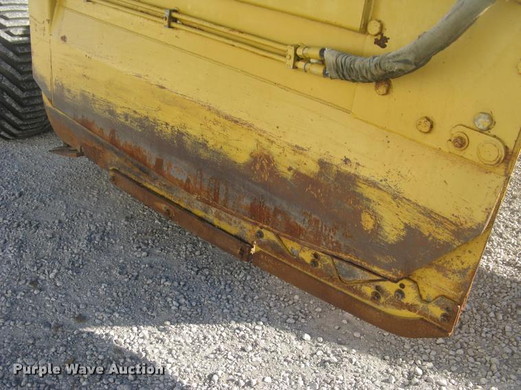 image for item L3923 IMC 16E-288 scraper