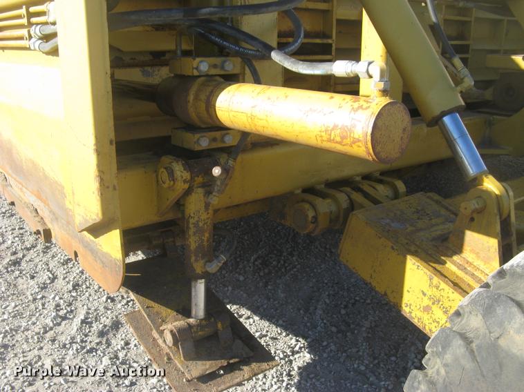 image for item L3923 IMC 16E-288 scraper