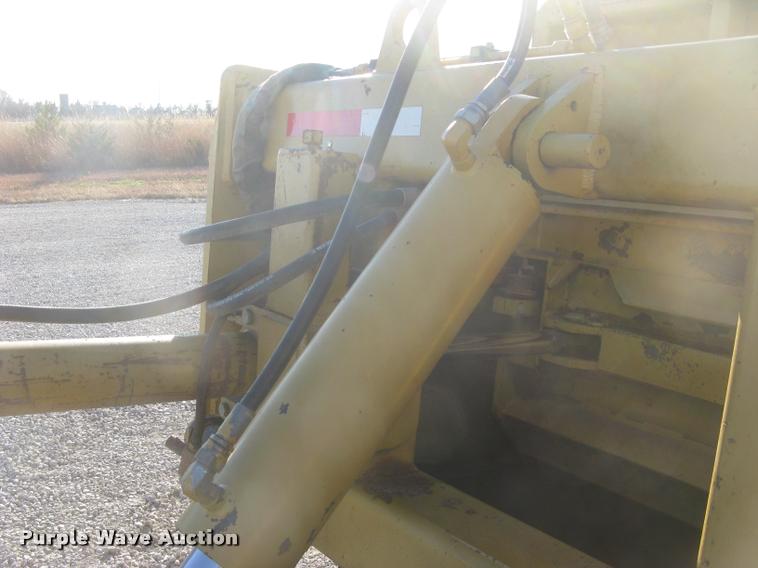 image for item L3923 IMC 16E-288 scraper