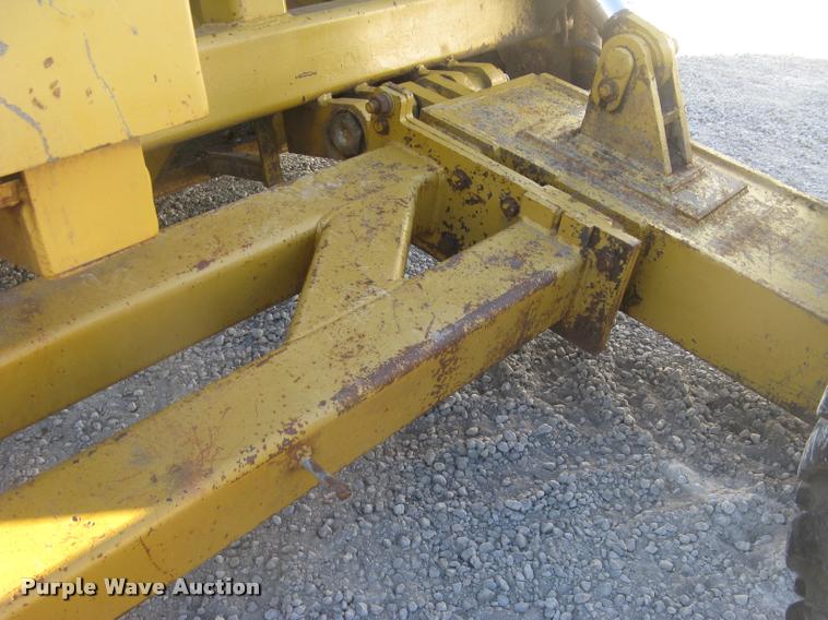 image for item L3923 IMC 16E-288 scraper