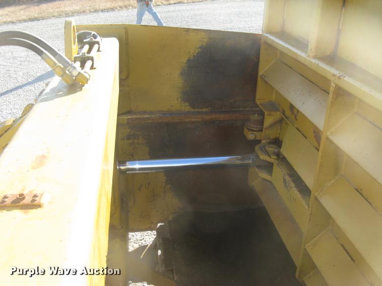 image for item L3923 IMC 16E-288 scraper