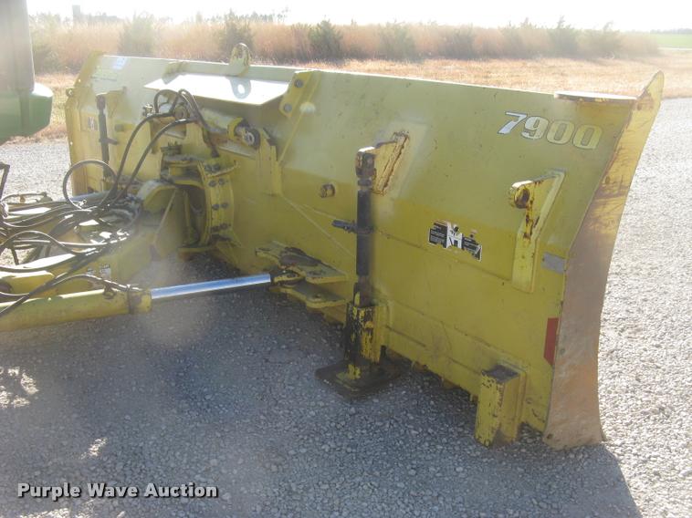 image for item L3926 Degelman 7900 six-way dozer blade