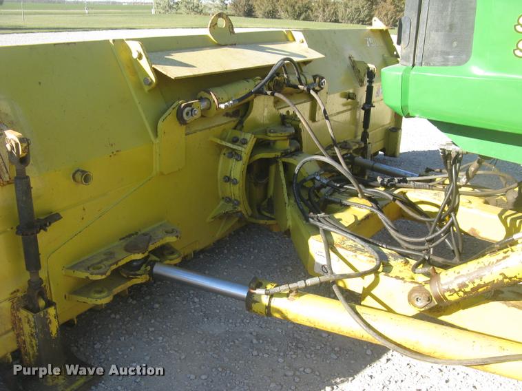 image for item L3926 Degelman 7900 six-way dozer blade