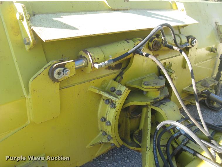 image for item L3926 Degelman 7900 six-way dozer blade
