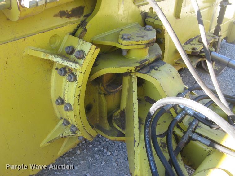 image for item L3926 Degelman 7900 six-way dozer blade