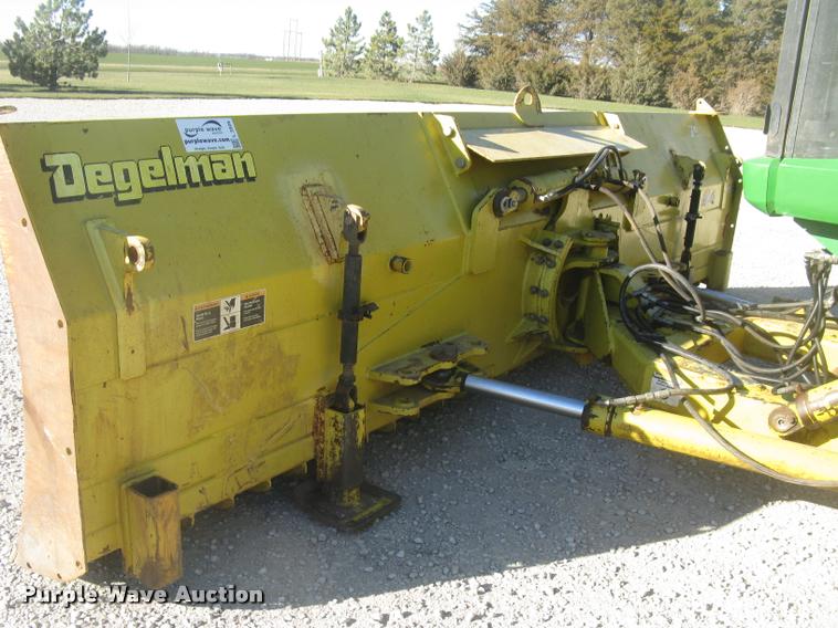 image for item L3926 Degelman 7900 six-way dozer blade