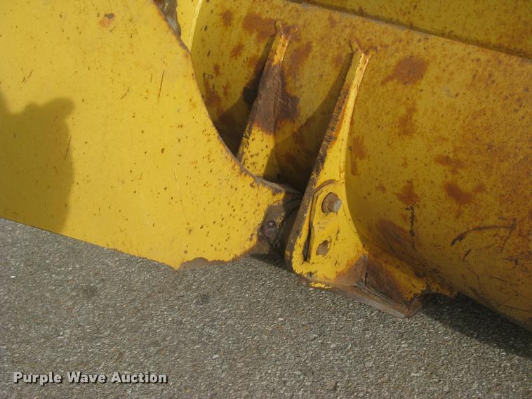 image for item L3927 1992 Caterpillar 950F wheel loader