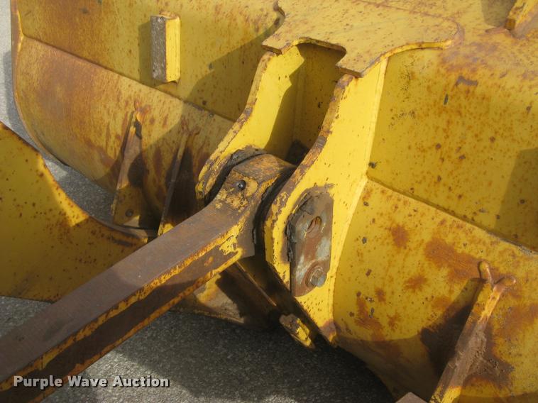 image for item L3927 1992 Caterpillar 950F wheel loader