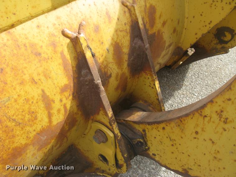 image for item L3927 1992 Caterpillar 950F wheel loader