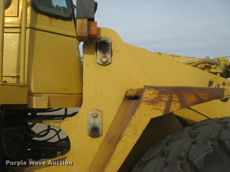 image for item L3927 1992 Caterpillar 950F wheel loader