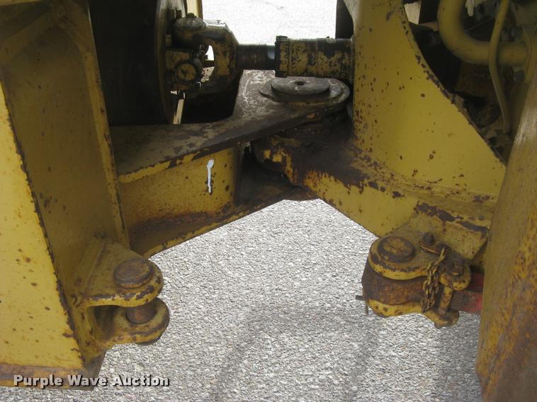 image for item L3927 1992 Caterpillar 950F wheel loader